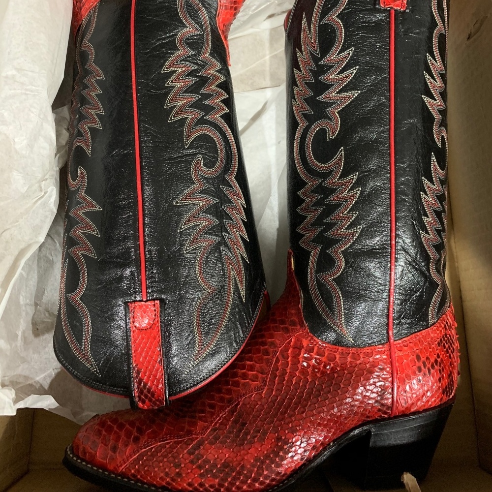 Dan Post Cowboy Boots Lizard Pointed Toe Red Black